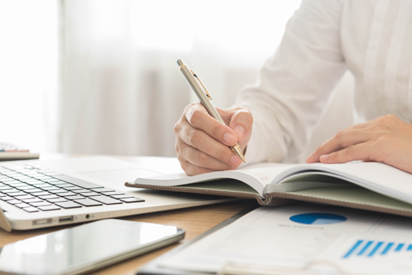 Wallace & Associates